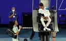 Medvedev avanzó a la Final del Abierto de Australia tras superar a Tsitsipás (Reuters)