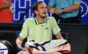 Medvedev estalló contra el juez el Jaume Campistol en el duelo ante Tsitsipas (AFP)