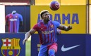 Adama Traoré ya lució los colores blaugranas. FOTO: AFP.