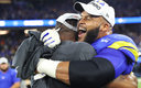 Aaron Donald, considerado el mejor defensivo de la NFL de la última década. (AFP)