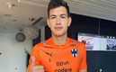 César Montes ya está en Abu Dhabi con Rayados. (FOTO: Rayados)