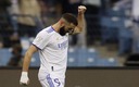 Benzema celebrando un gol que le hizo al Barcelona en la Supercopa de España. (Reuters)