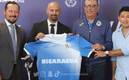 El Fantasma Figueroa fue presentado como nuevo técnico de Nicaragua (Foto Twitter @Fenifut)