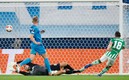 Andrés Guardado definió de forma exquisita ante el Zenit. FOTO: Reuters.