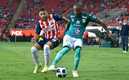 La Fiera se enfrenta a Chivas en la cancha de Estadio León (Imago7)