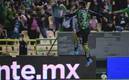 Víctor Dávila puso adelante al León ante Chivas (Foto Imago)