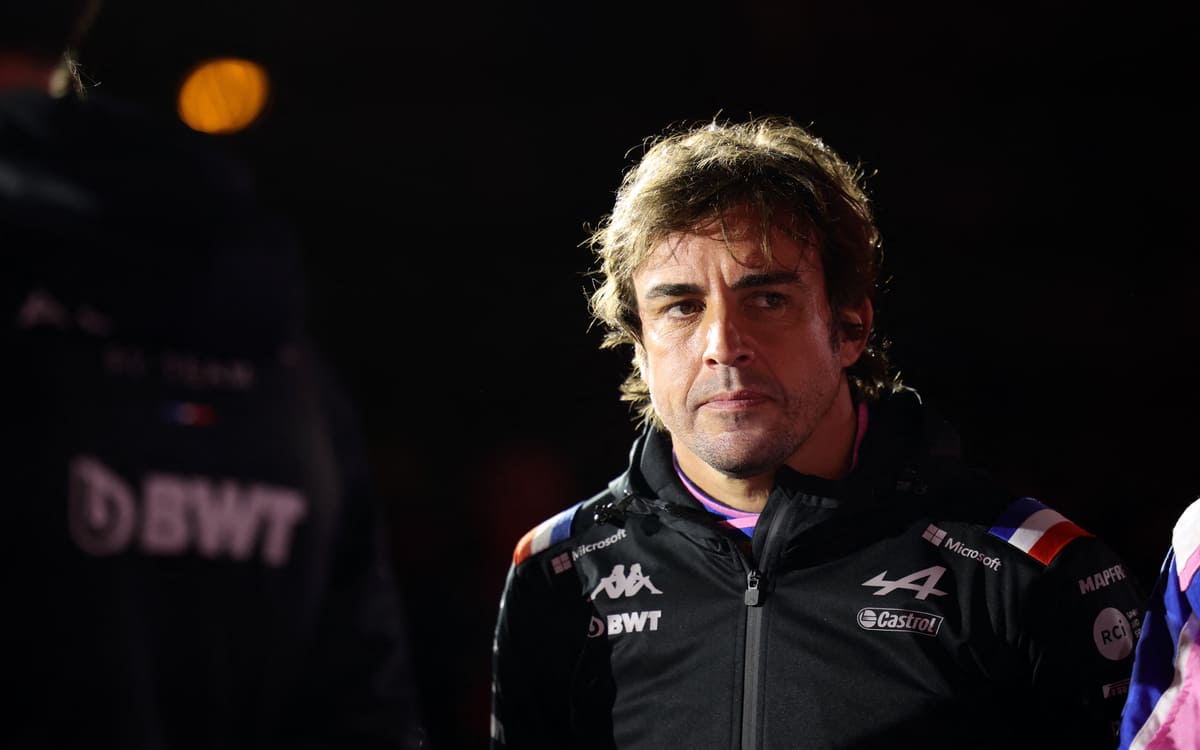 Fernando Alonso en la presentación del nuevo monoplaza de Alpine, el A522. (Reuters)