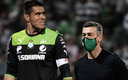 Oswaldo Sánchez y Pedro Caixinha estuvieron juntos en Santos Laguna. (Mexsport)