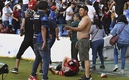 La gresca entre aficionados de Gallos y Atlas dejó al menos 26 lesionados. (Foto: Imago7)