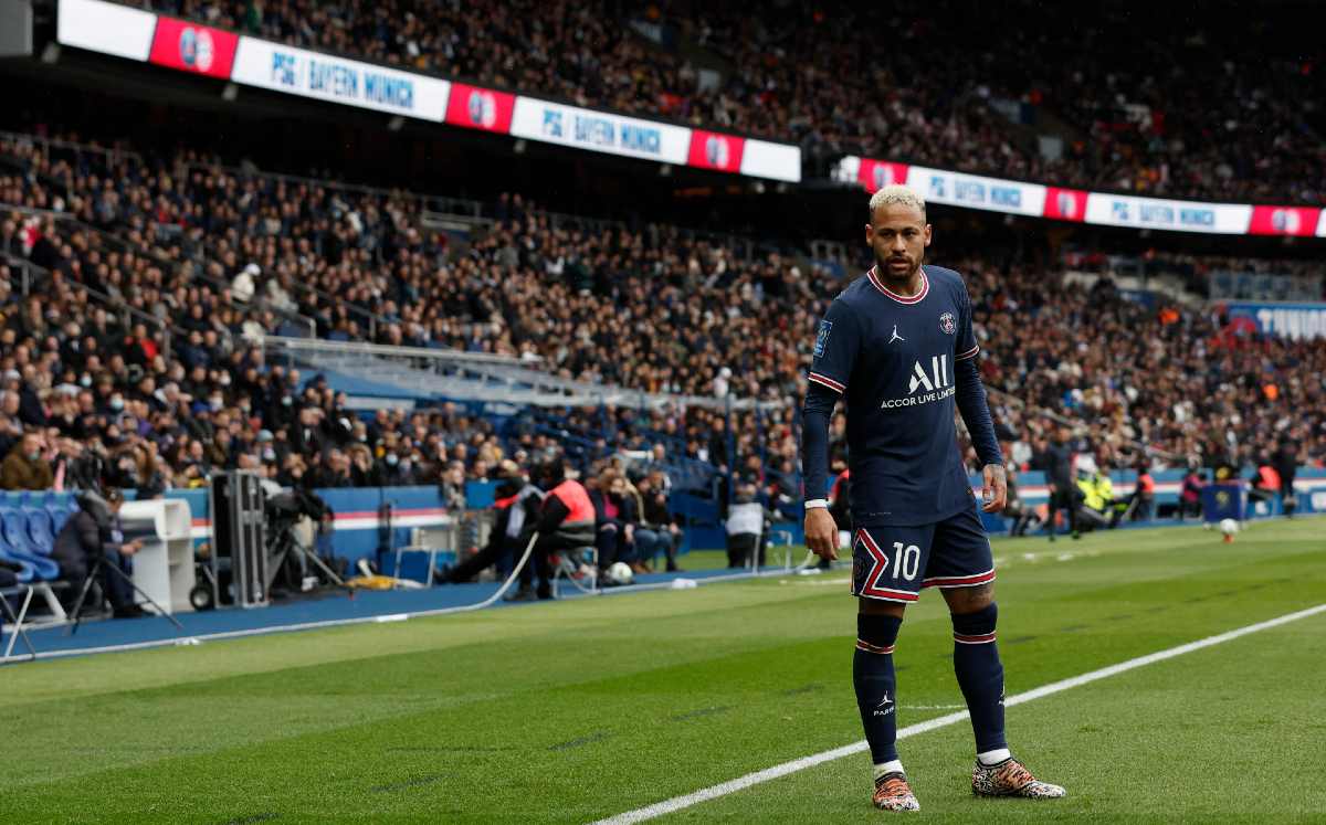 VIDEO | Jugadores del PSG son recibidos con silbidos, menos-Mbappé -  Mediotiempo