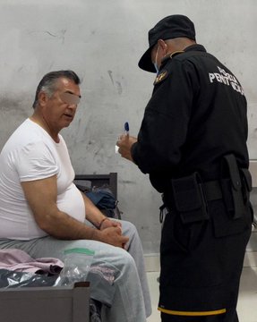 https://cdn2.mediotiempo.com/uploads/media/2022/03/15/bronco-en-el-penal-de.jpg