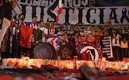 Aficionados del Atlas durante una misa en el Estadio Jalisco tras la violencia en Querétaro. Foto: Imago7