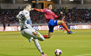 Anthony Contreras marcó el primer tanto de Costa Rica en El Salvador. (Foto: AFP)