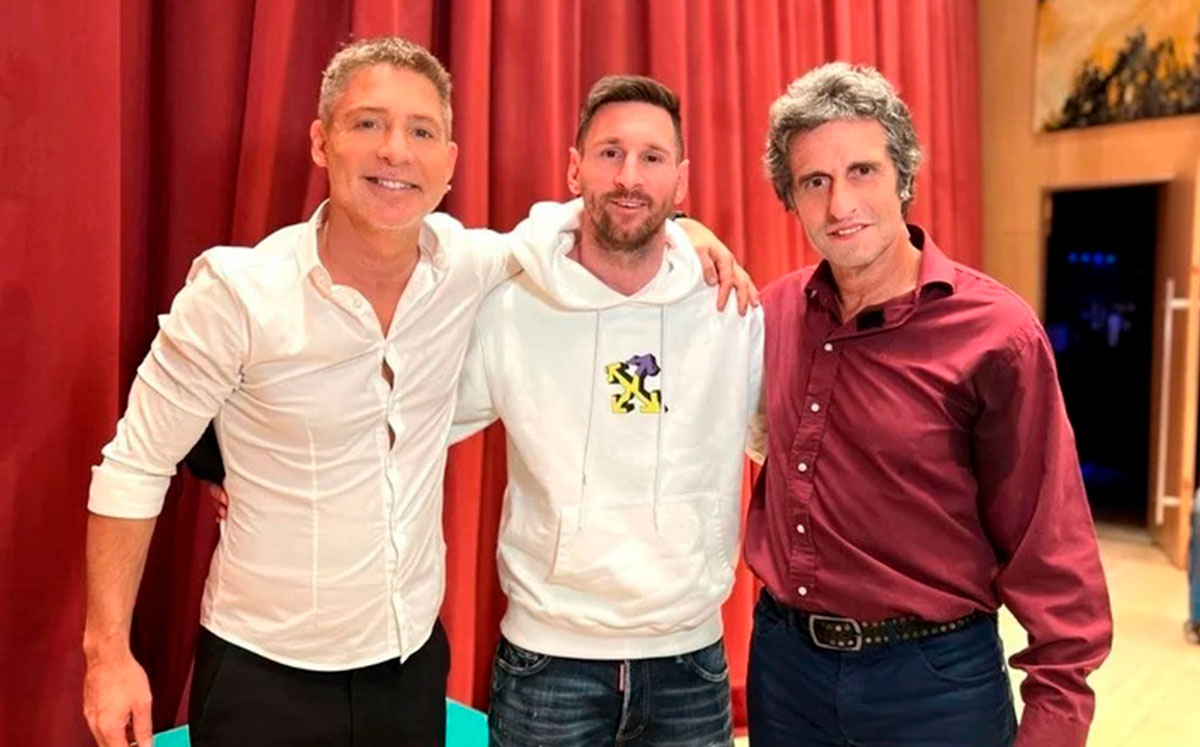 Messi posó con los actores | Especial