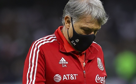 Tata Martino está en la cuerda floja. (Foto: Mexsport)