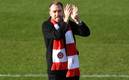 Christian Eriksen disputó sus primeros minutos con el Brentford (Foto AFP)
