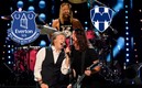 Paul McCartney -Everton-, Dave Grohl y Tom Hawkins -Rayados- (Reuters).