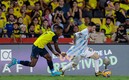 En Polonia ven a Messi para ser suplente en Qatar. Foto: AFP