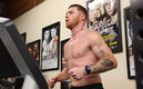 Canelo Álvarez tiene un físico impresionante.