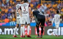 Orozo al minuto 39' ya no podía más. (Foto: Mexsport)