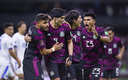 El Tri celebrando el tanto de Raúl Jiménez contra El Salvador. (Mexsport)