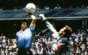 La playera que usó Maradona en el histórico partido contra Inglaterra en 1986 será subastada (Reuters)