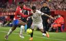 Sevilla igualó 2-2 ante el Granada en la J31 de LaLiga (AFP)