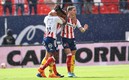 Berterame celebra junto a Murillo y Waller el primer gol. Foto: Imago7