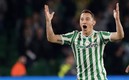 Guardado renovó contrato hace unos días con el Betis.