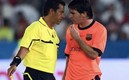 Messi y Archundia se encararon.
