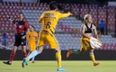 Soteldo se ganó la segunda amonestación por quitarse la playera. Foto: Imago7