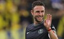 Miguel Layún le cumple el sueño a un aficionado de América. (FOTO: Mexsport)