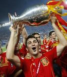 Italia y España han tenido destacadas actuaciones en la Eurocopa. (AFP y Reuters)