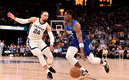 Edwards estuvo imparable en su debut en Playoffs | AFP