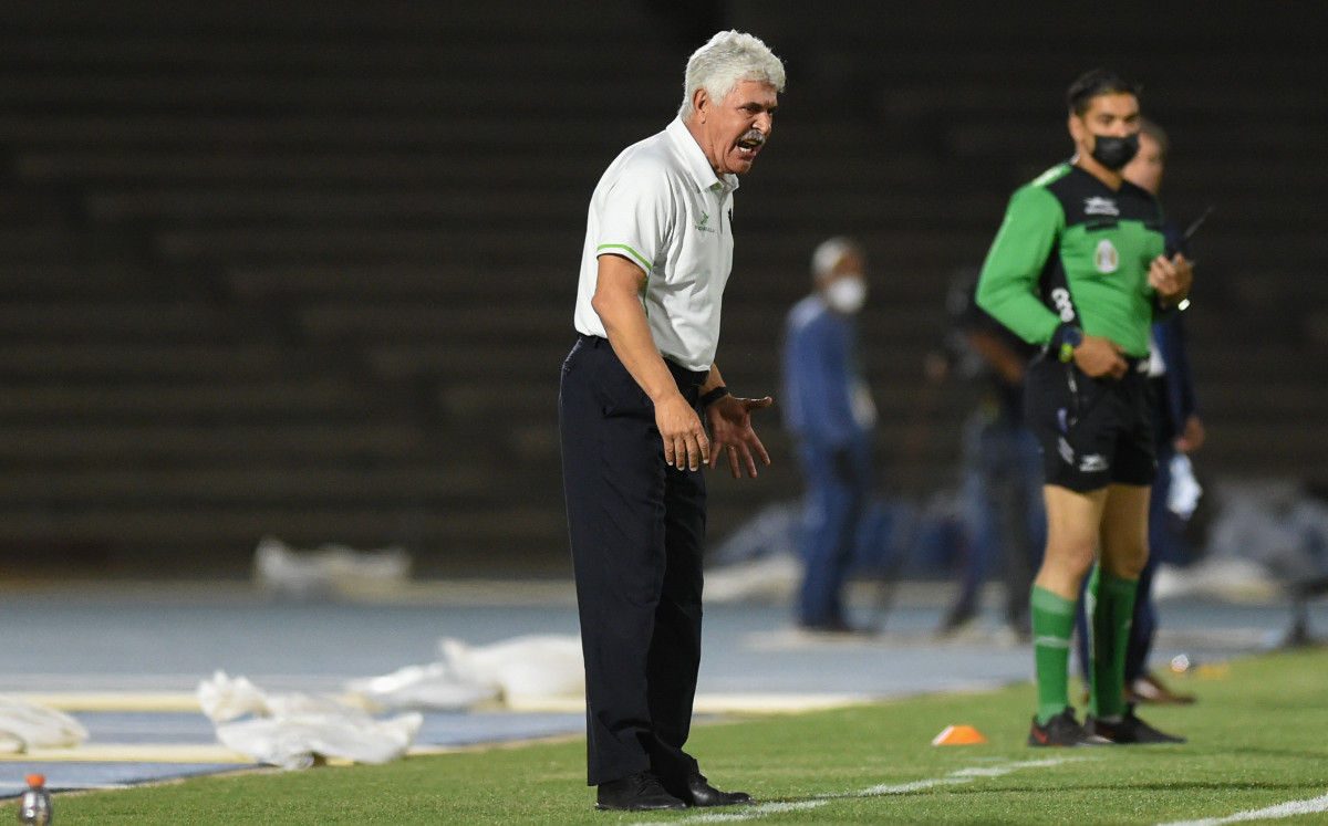 Tuca Ferretti durante el encuentro ante Pachuca. (FOTO: Imago7)