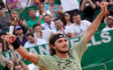Tsitsipas celebrando el título. (AFP)