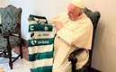 El Papa Francisco con la playera de Santos Laguna. FOTO: @ClubSantos