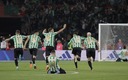 Jugadores del Betis celebrando el título. (Reuters)