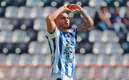 Luis Chávez hizo un golazo ante Rayados. (Foto: Imago7)