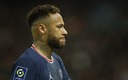 Neymar vive un momento tenso con la afición del PSG. (Reuters)