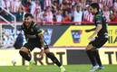 Alexis Vega tuvo gran detalle con una pequeña aficionada de Chivas (Imago)