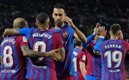 Memphis Depay y Sergio Busquets anotaron para el FC Barcelona (AFP).