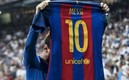 Messi mostró la playera hacia la afición por su gol contra Real Madrid.