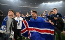 Los jugadores del Schalke 04 celebraron el ascenso. FOTO: AFP.