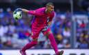 Nahuel Guzmán evitó el empate de Cruz Azul con un par de atajadas espectaculares (Mexsport)