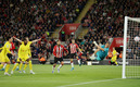 Momento del gol de Matip. (Foto: Reuters)