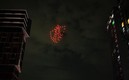 El escudo rojinegro luce en el cielo