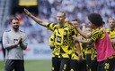 Haaland despidiéndose de la afición del Dortmund el 14 de mayo. (Reuters)