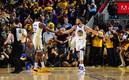 Los Golden State Warriors se llevaron el Juego 2 de la Final de Conferencia Oeste en la NBA (AFP)