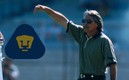 Hace 21 años,  Mejía Barón renunció a ser DT de Pumas por incurrir en una alineación indebida (Mexsport)